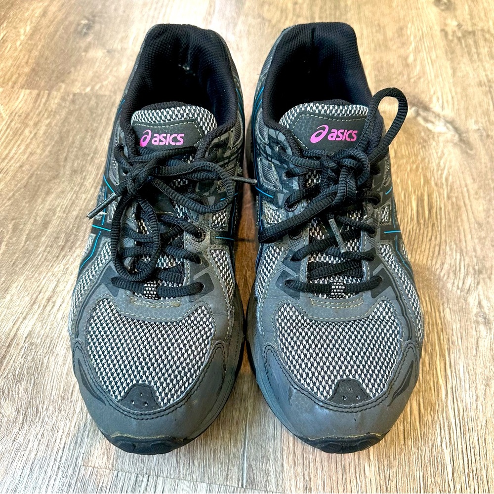 ASICS Women's Black and Gray Athletic Shoes